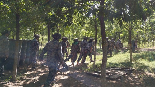 “團(tuán)結(jié)一心,勇往直前”-2017萬(wàn)興通達(dá)拓展活動(dòng)_萬(wàn)興通達(dá)裝飾