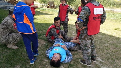 “團(tuán)結(jié)一心,勇往直前”-2017萬(wàn)興通達(dá)拓展活動(dòng)_萬(wàn)興通達(dá)裝飾