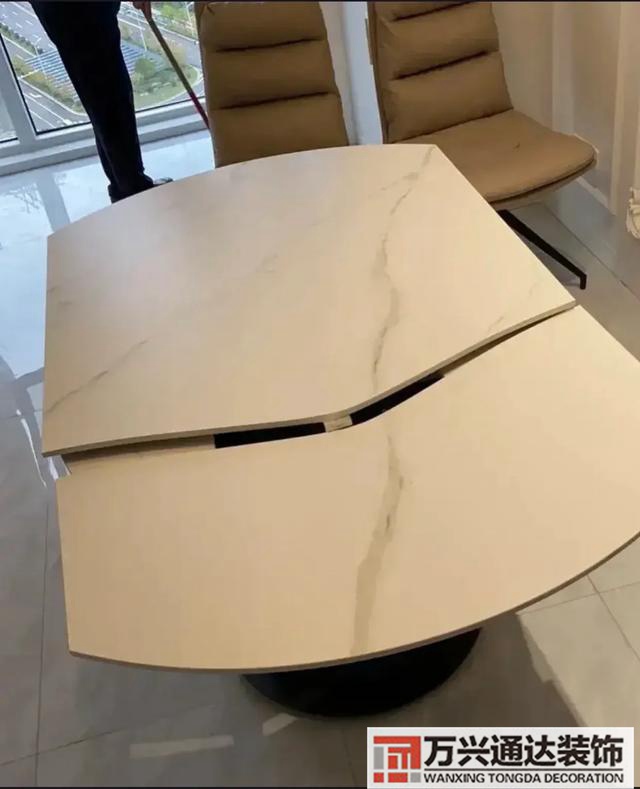 客廳的裝修客廳怎么設(shè)計(jì)